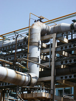 四川省阿壩雙鉸鏈橫向伸縮節(jié)安裝現(xiàn)場(chǎng)